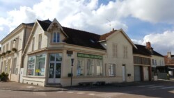 Façade du gîte Bourellerie à Lusigny sur Barse